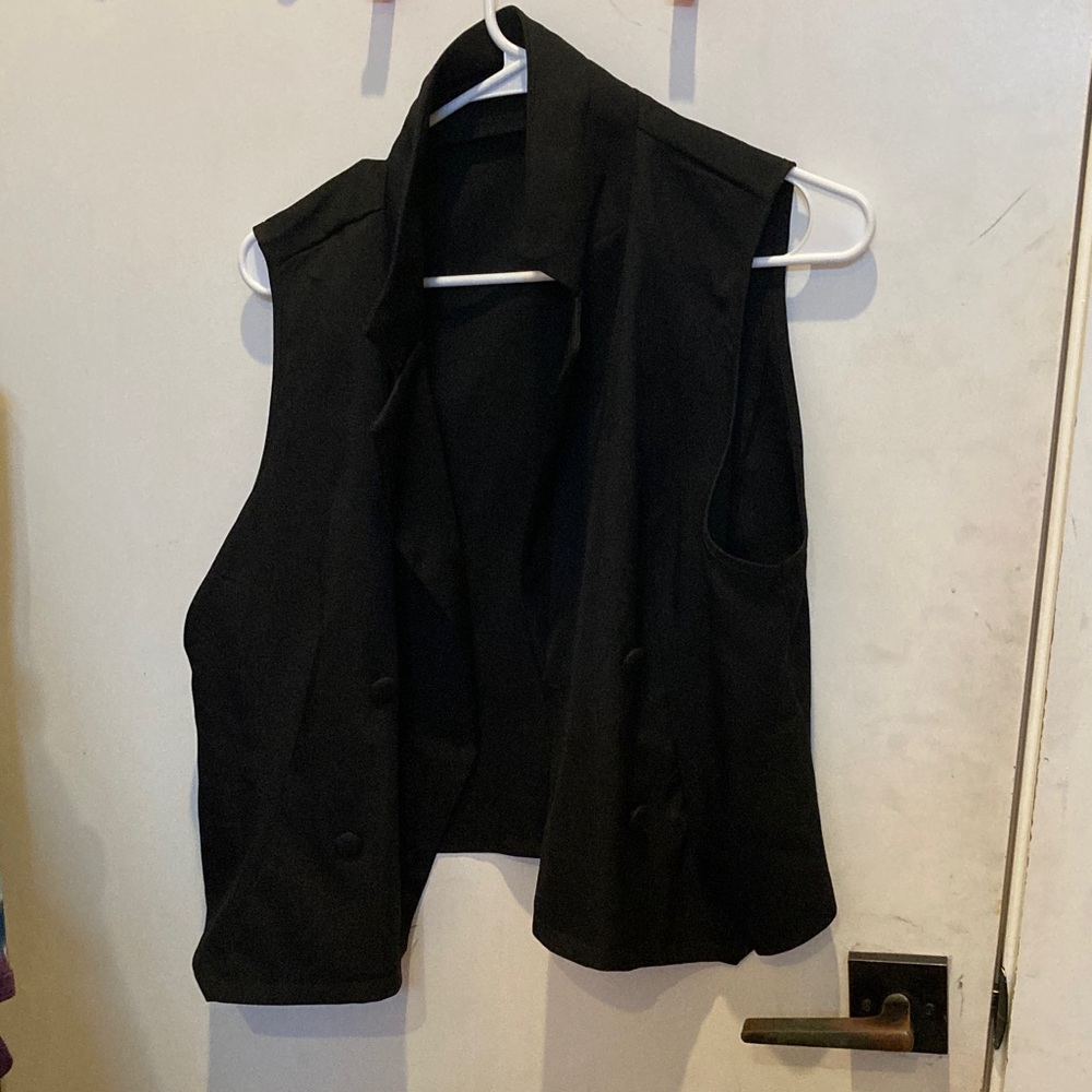 Black Sleeveless Women's Jacket